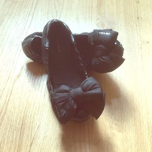 Black patent leather ballet flats